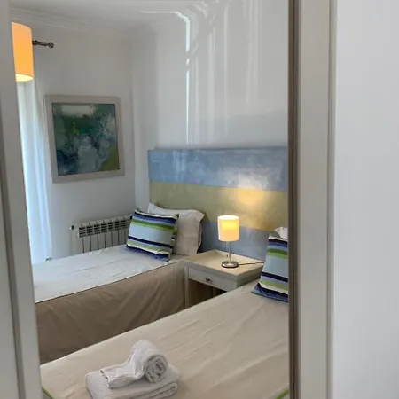 Apartamento T2 Vista Mar Обидуш